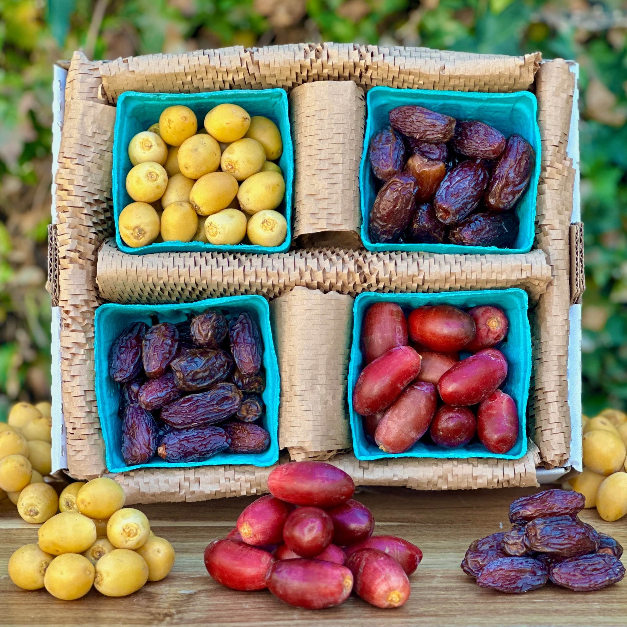 Date Variety Box Good Hill Farms Mix Box: Date, Variety