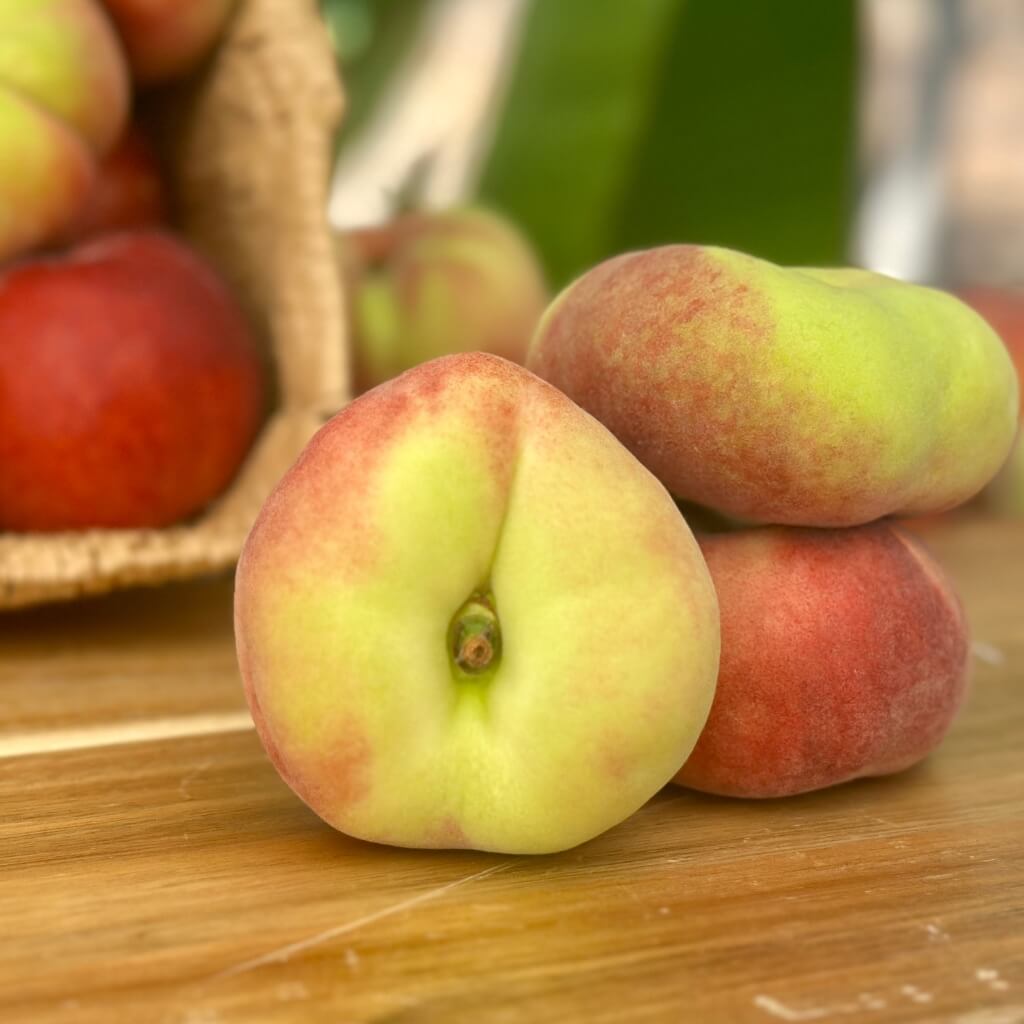 Donut Peach Good Hill Farms Fruit: Peaches, Donut