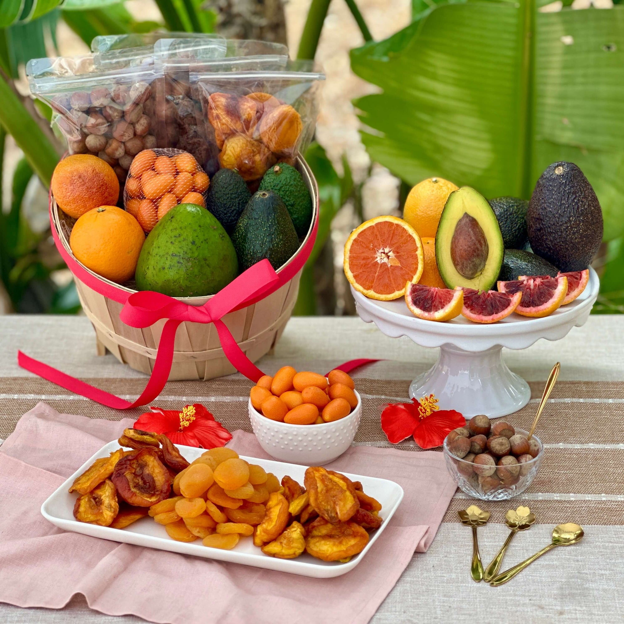 Mother's Day Basket - Citrus & Avocado Mix Good Hill Farms Mix Box: Gift Basket, Citrus & Avocado